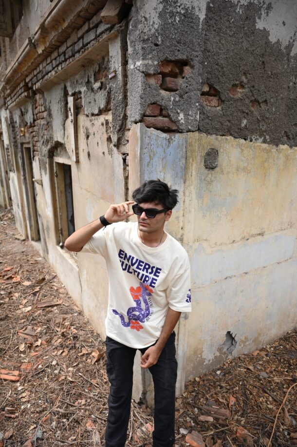 Retro verted Heavy Weight Oversized T-shirt - Image 5