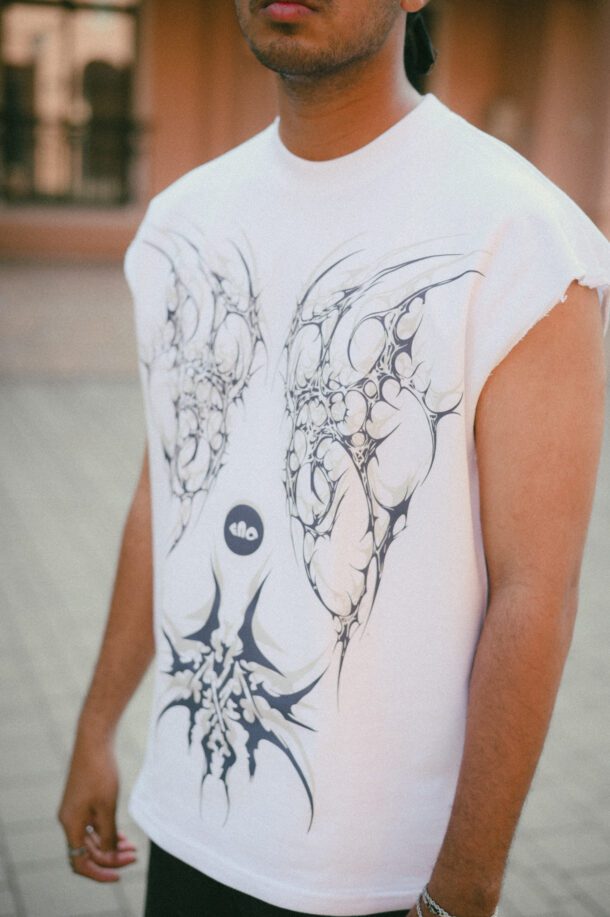 Retro White Boxy Vest - Image 6